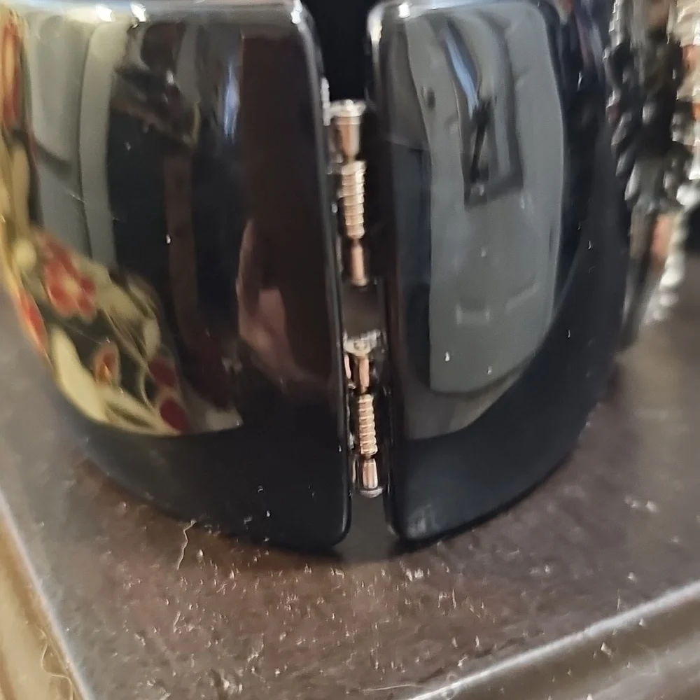 Kenneth Jay Lane Art Deco-Style Wide Cuff Braclet, Enamel & Rhinestone Medallion - Picture 6 of 15